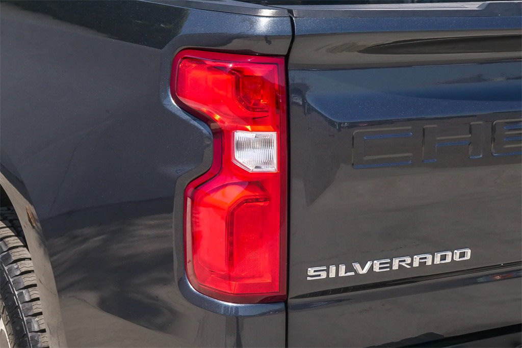 2020 Chevrolet Silverado 1500 RST 18