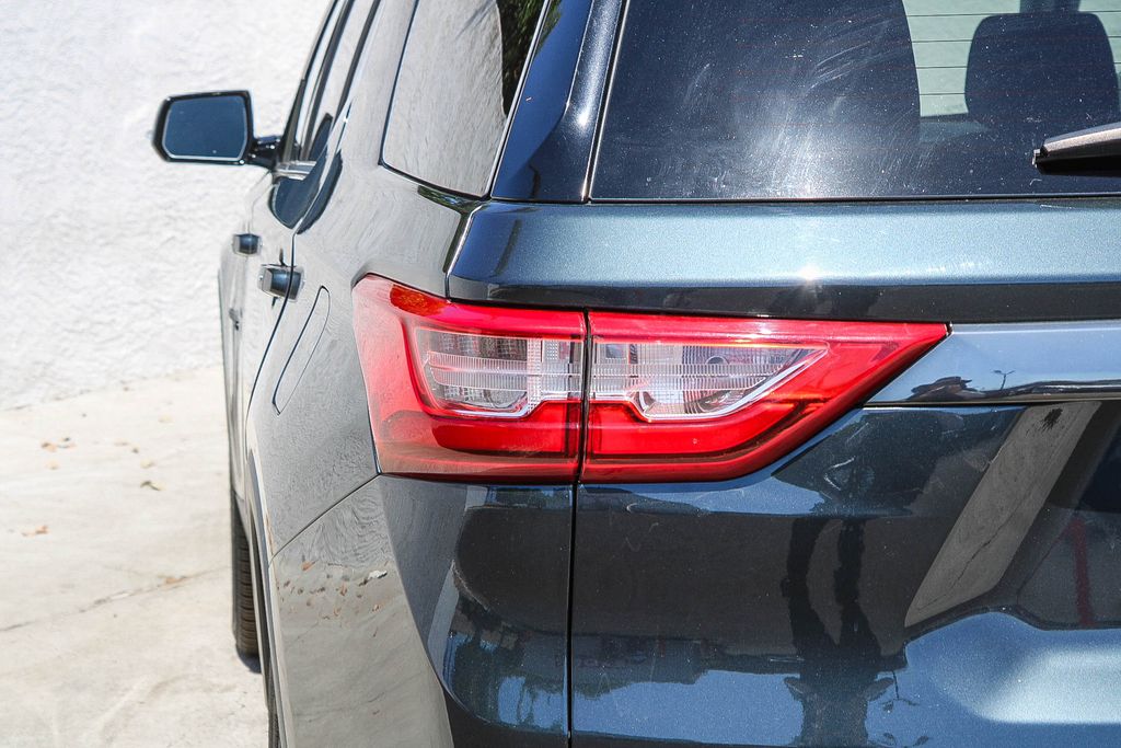 Thumbnail: 2020 Chevrolet Traverse - 9
