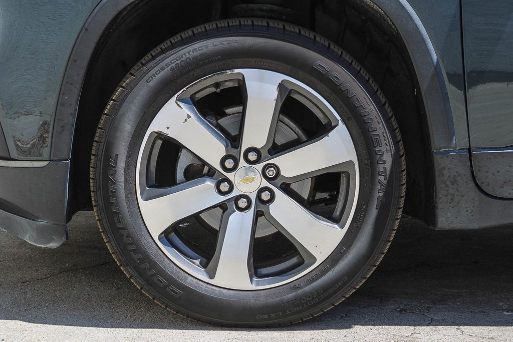 Thumbnail: 2020 Chevrolet Traverse - 10