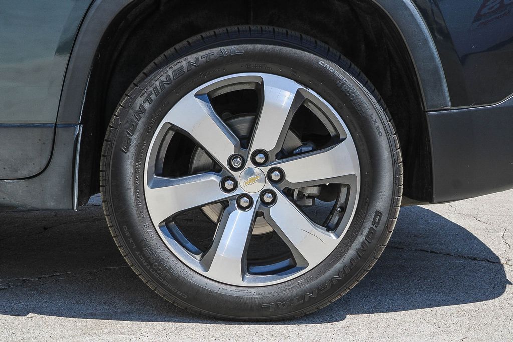 Thumbnail: 2020 Chevrolet Traverse - 5