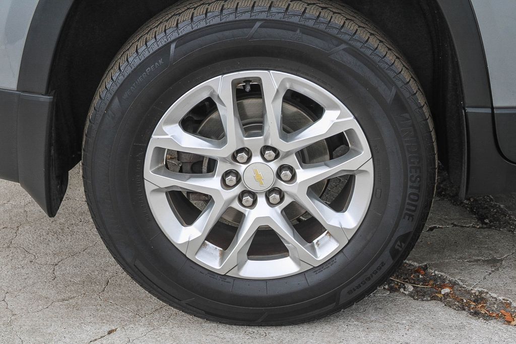 Thumbnail: 2021 Chevrolet Traverse - 5