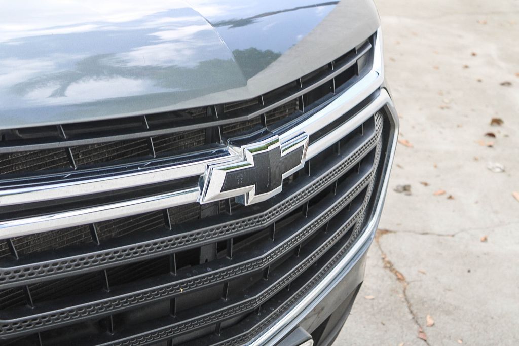 Thumbnail: 2021 Chevrolet Traverse - 12