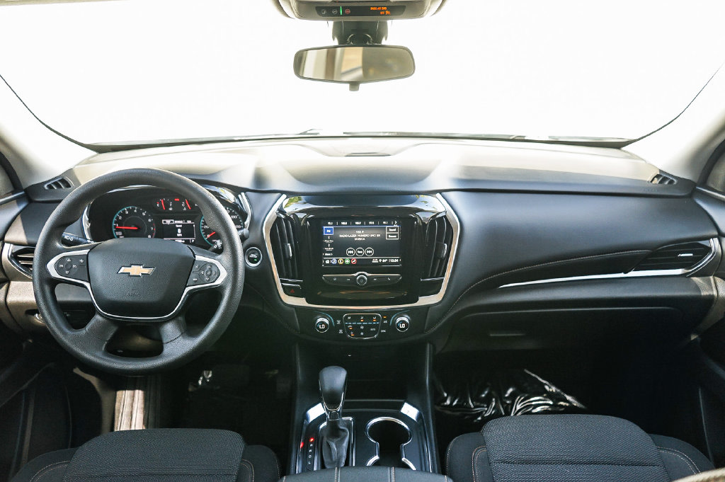 Thumbnail: 2021 Chevrolet Traverse - 2