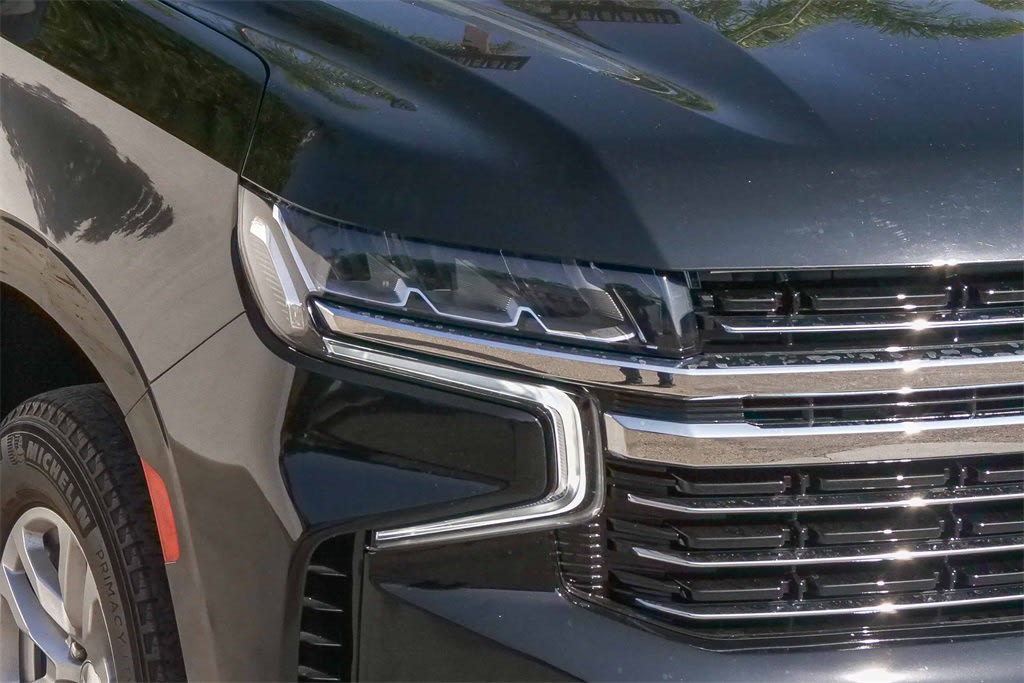 Thumbnail: 2024 Chevrolet Suburban - 8