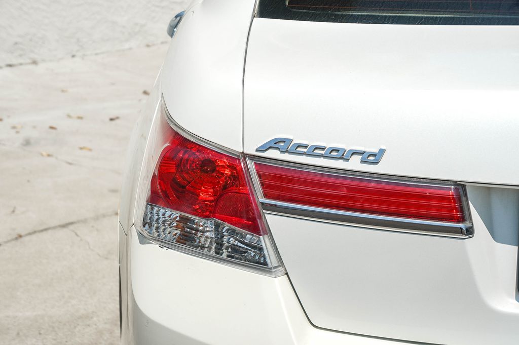 Thumbnail: 2012 Honda Accord - 11