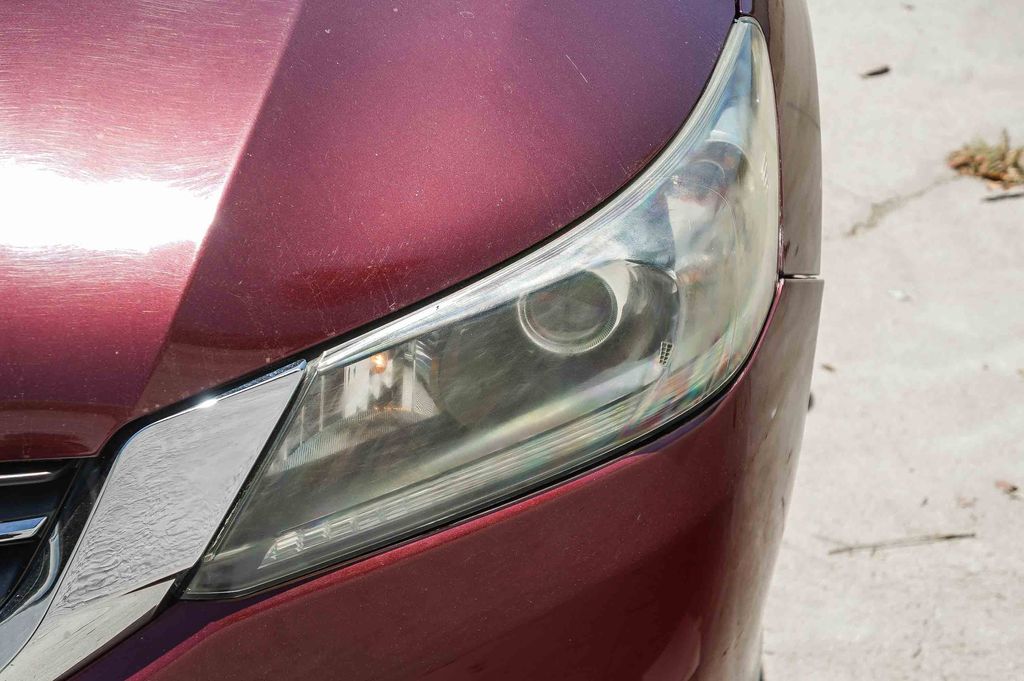 Thumbnail: 2015 Honda Accord - 10