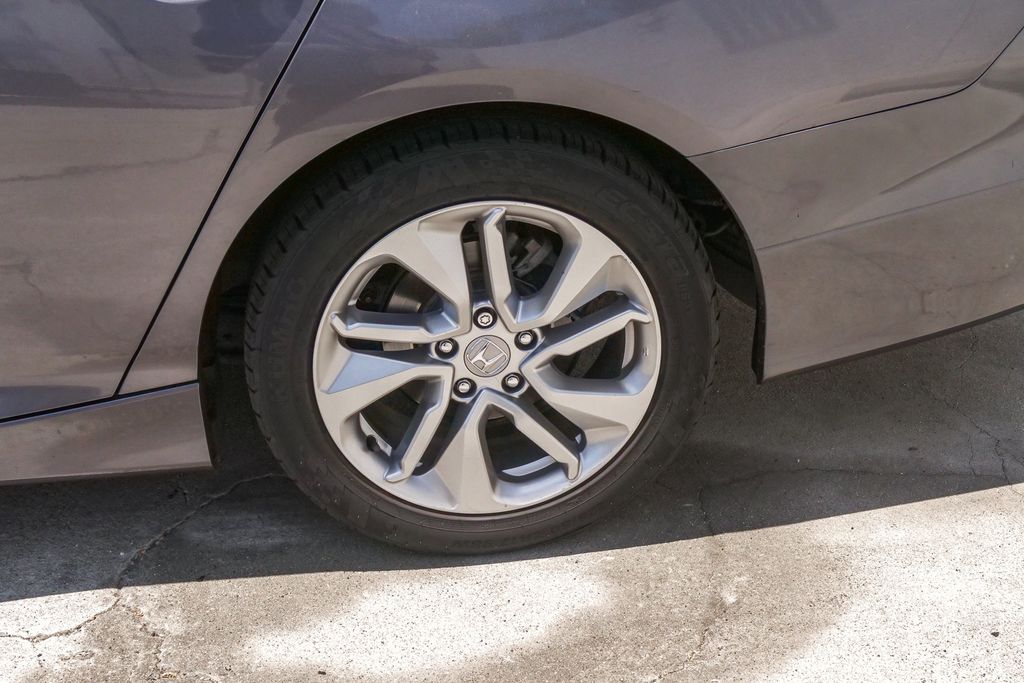 Thumbnail: 2019 Honda Accord - 10