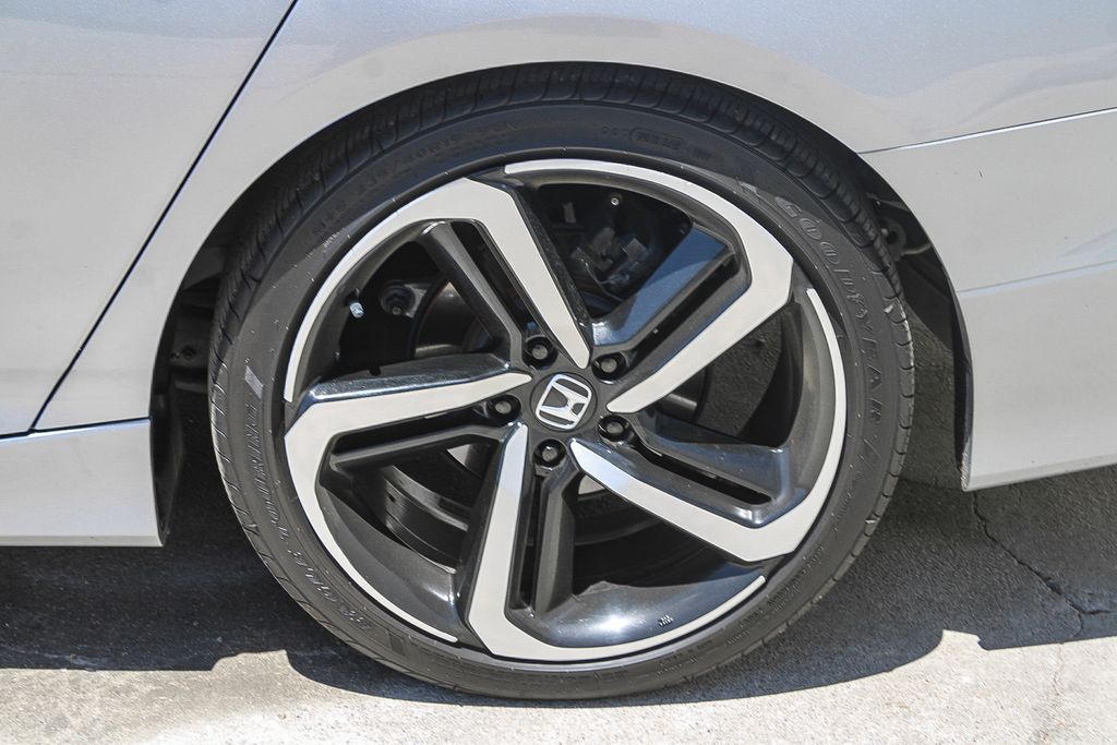Thumbnail: 2021 Honda Accord - 10