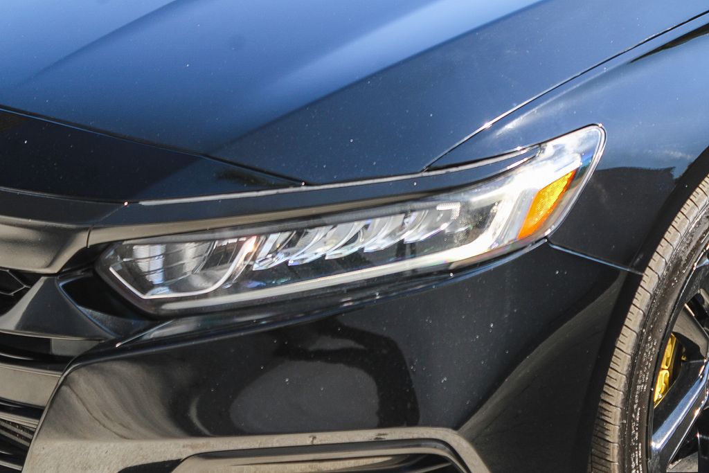 Thumbnail: 2018 Honda Accord - 22