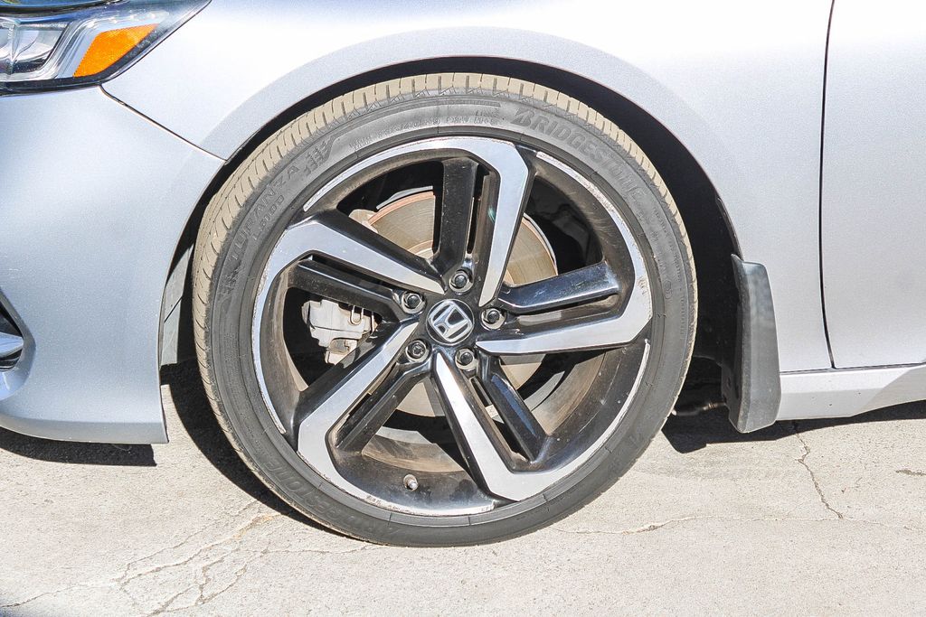 Thumbnail: 2020 Honda Accord - 10