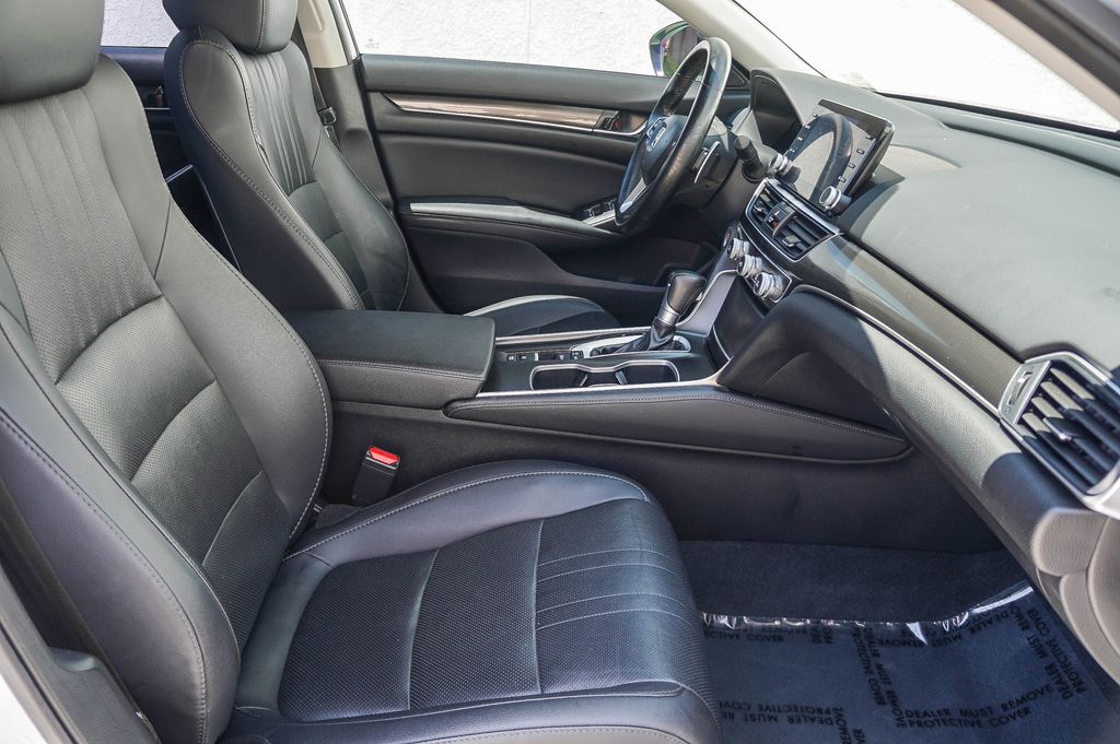 Thumbnail: 2021 Honda Accord - 10