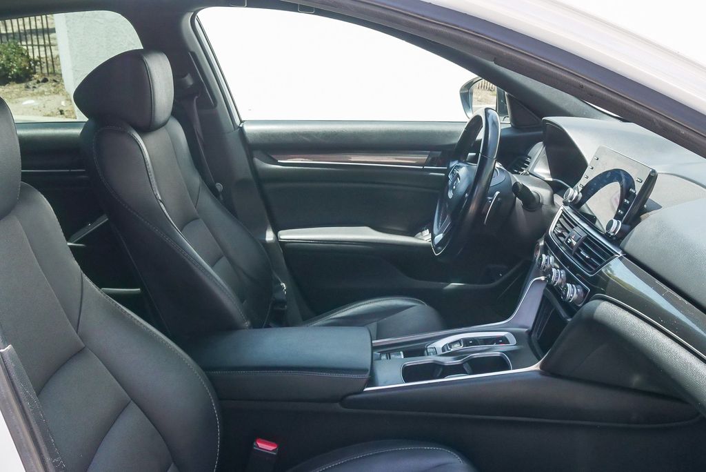 Thumbnail: 2021 Honda Accord - 9