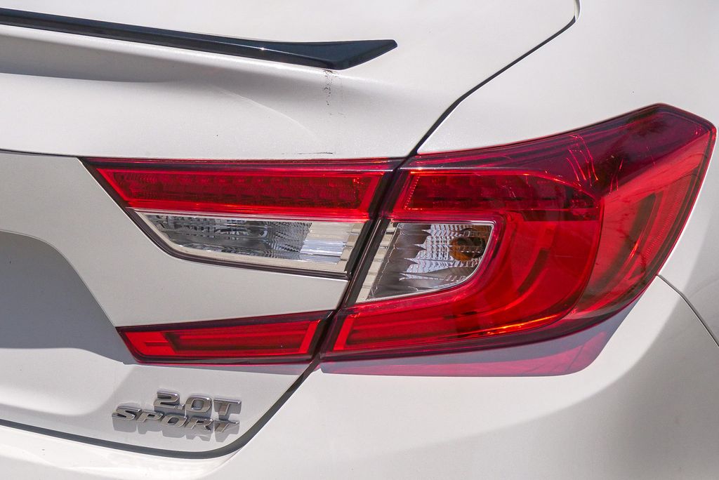 Thumbnail: 2021 Honda Accord - 21