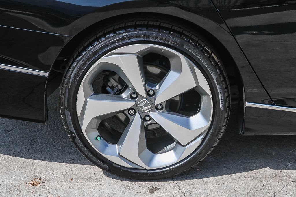 Thumbnail: 2019 Honda Accord - 7