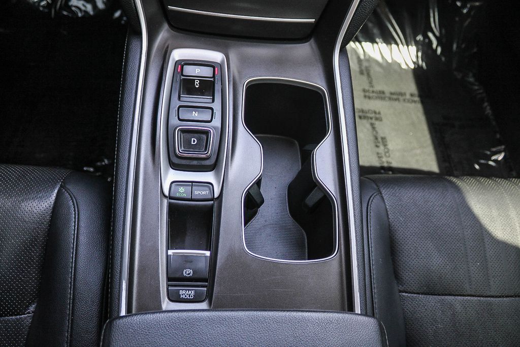 Thumbnail: 2019 Honda Accord - 27