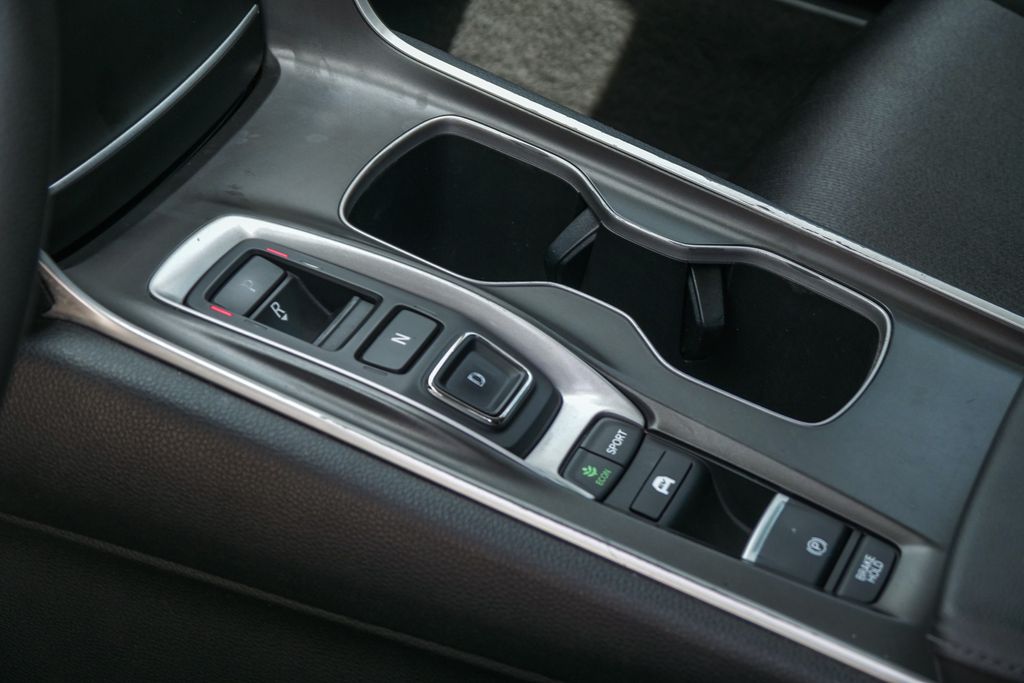 Thumbnail: 2019 Honda Accord - 13