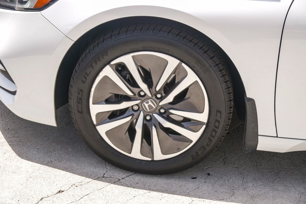 Thumbnail: 2019 Honda Accord - 6
