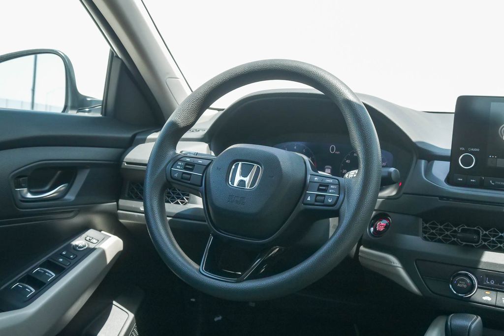 Thumbnail: 2023 Honda Accord - 7
