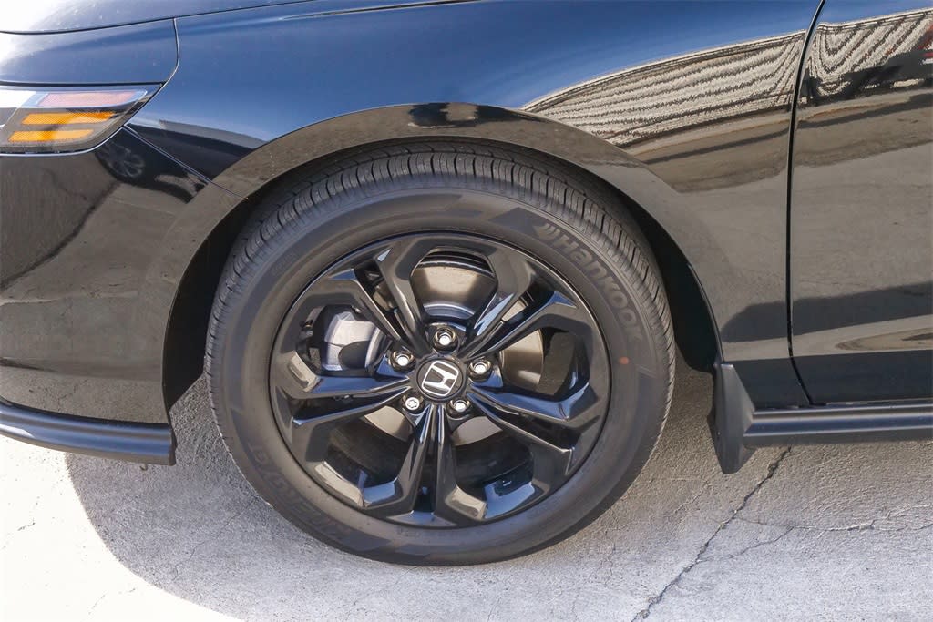 Thumbnail: 2025 Honda Accord - 7