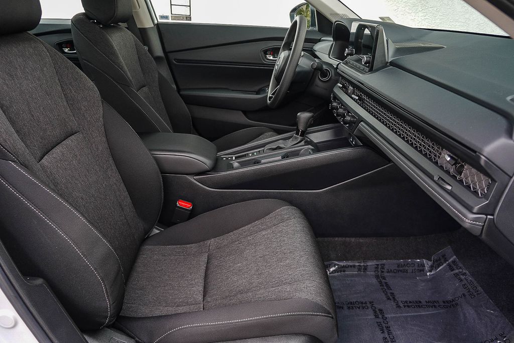 Thumbnail: 2025 Honda Accord - 10