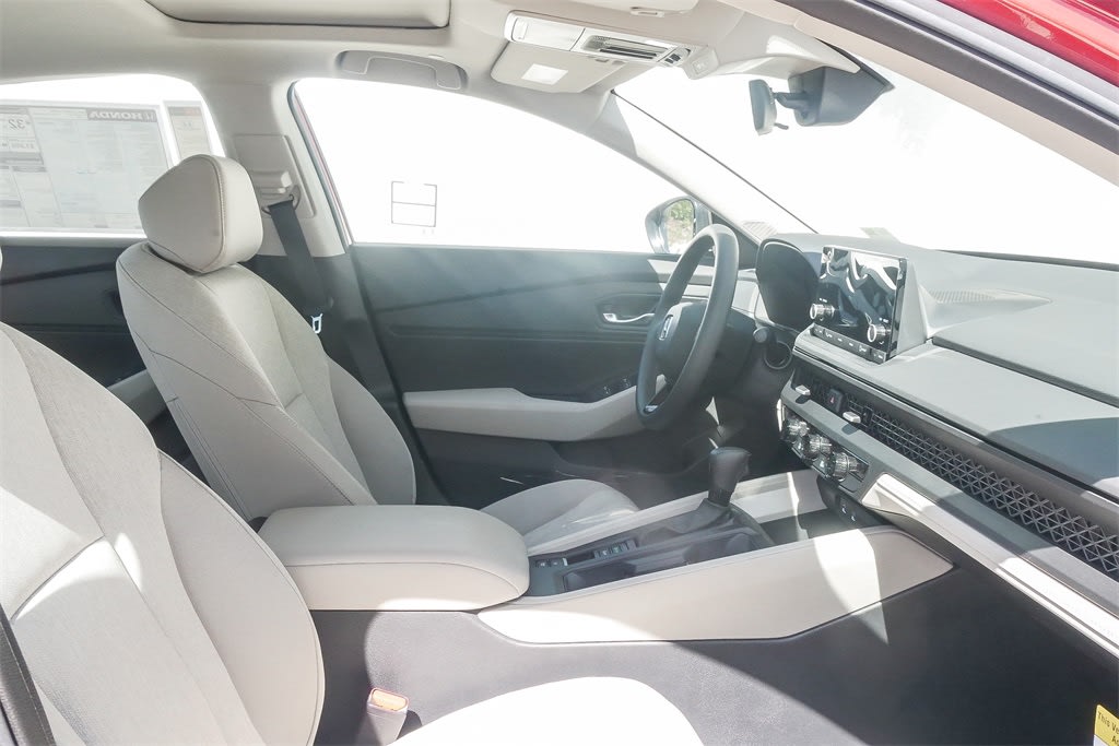 Thumbnail: 2025 Honda Accord - 9