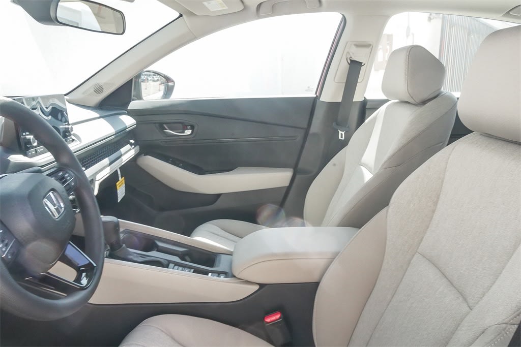 Thumbnail: 2025 Honda Accord - 10