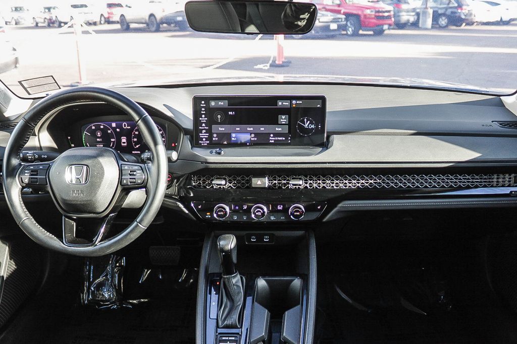 Thumbnail: 2023 Honda Accord - 10