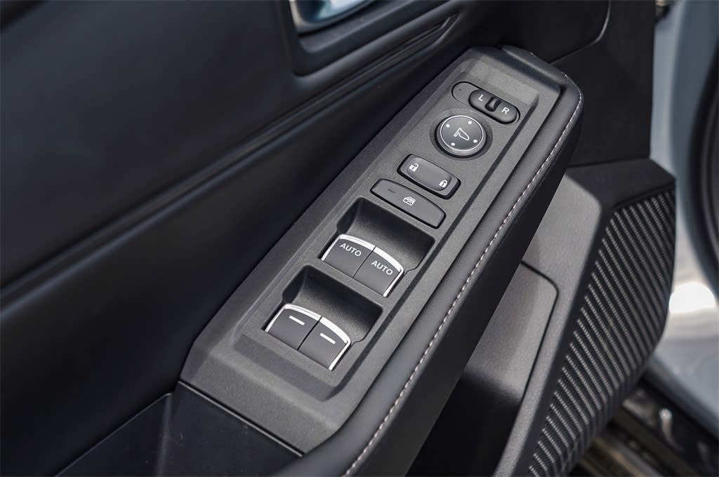 2025 Honda Accord Sport-L 26