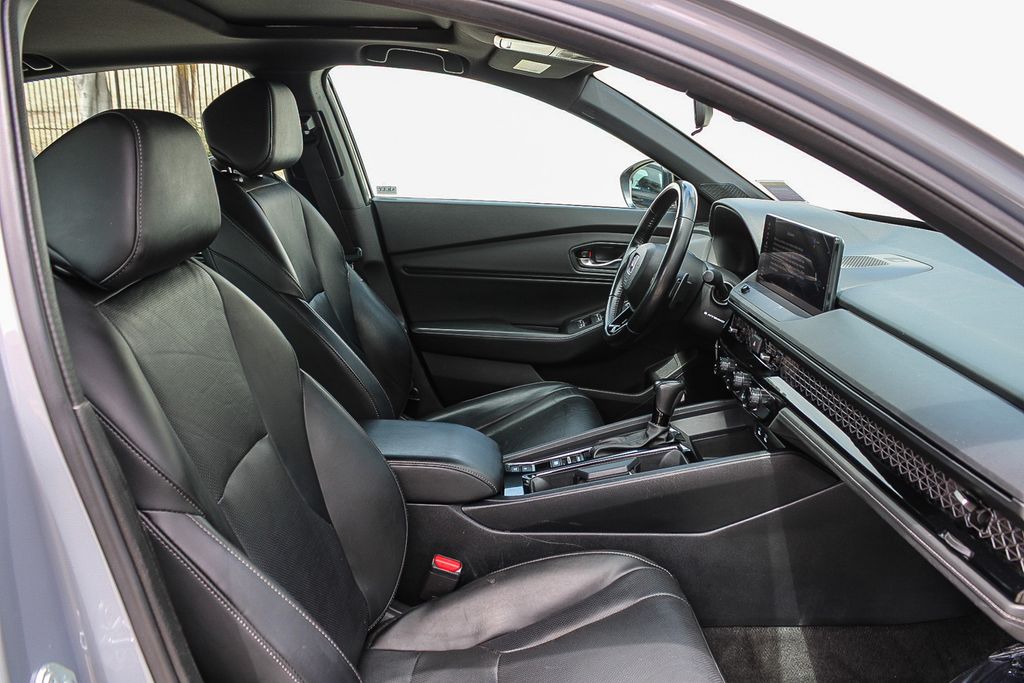 Thumbnail: 2025 Honda Accord - 9