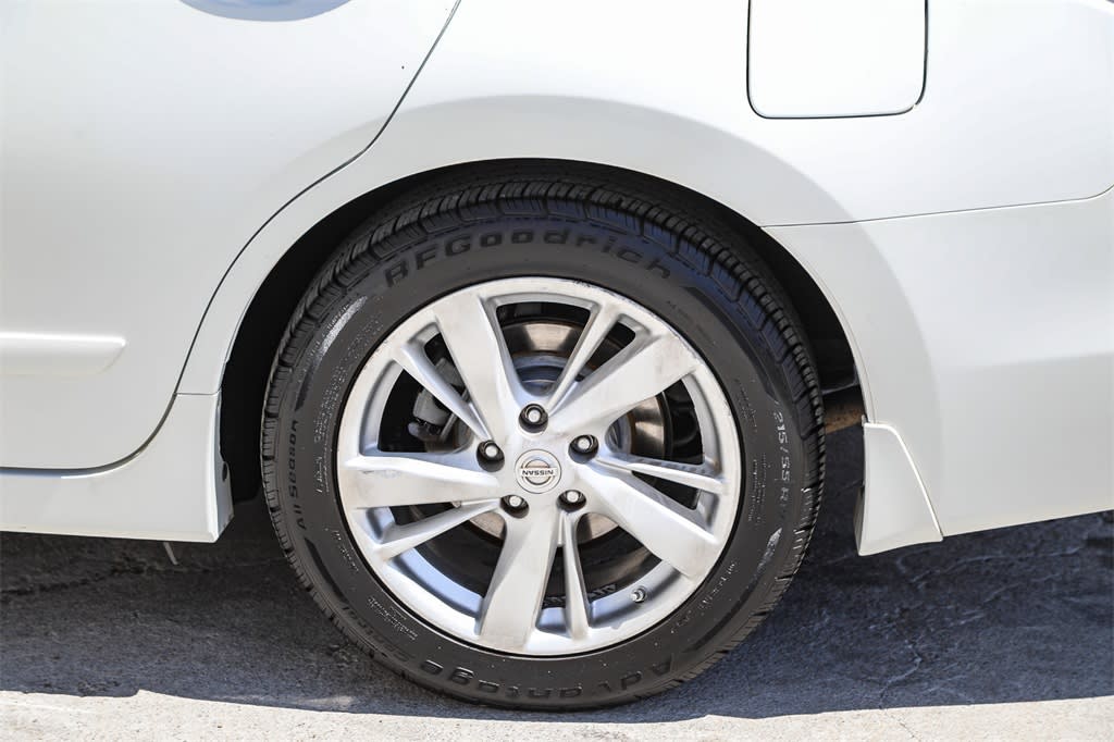 2013 Nissan Altima SV 21