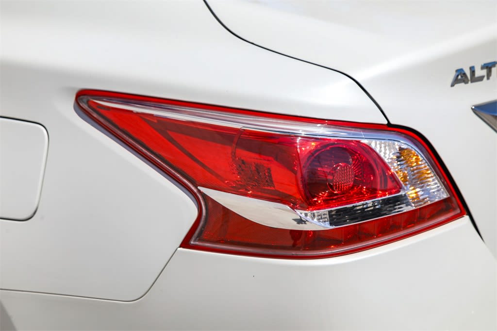 2013 Nissan Altima SV 20