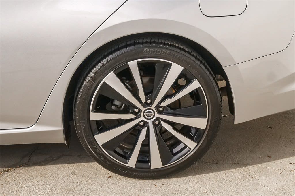 Thumbnail: 2022 Nissan Altima - 17