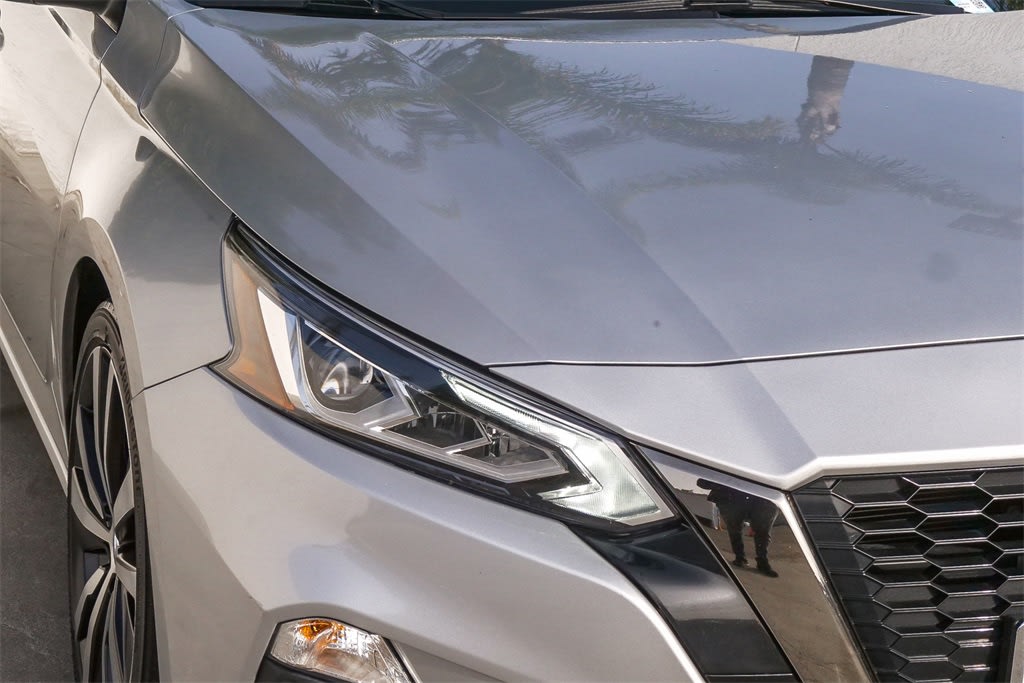 Thumbnail: 2022 Nissan Altima - 16