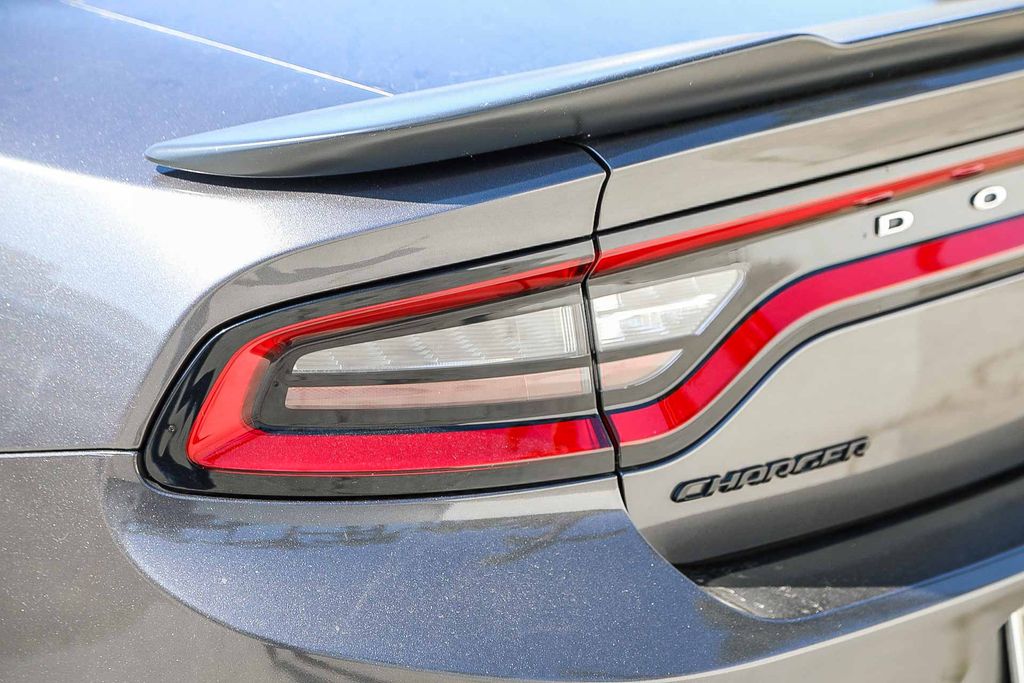 Thumbnail: 2019 Dodge Charger - 10