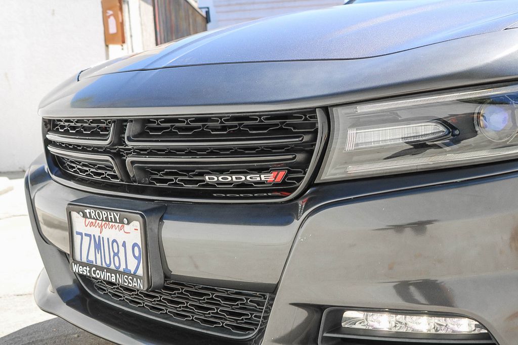 Thumbnail: 2018 Dodge Charger - 12