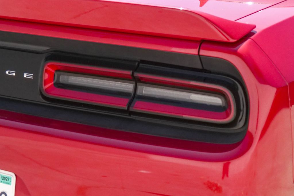 Thumbnail: 2017 Dodge Challenger - 11