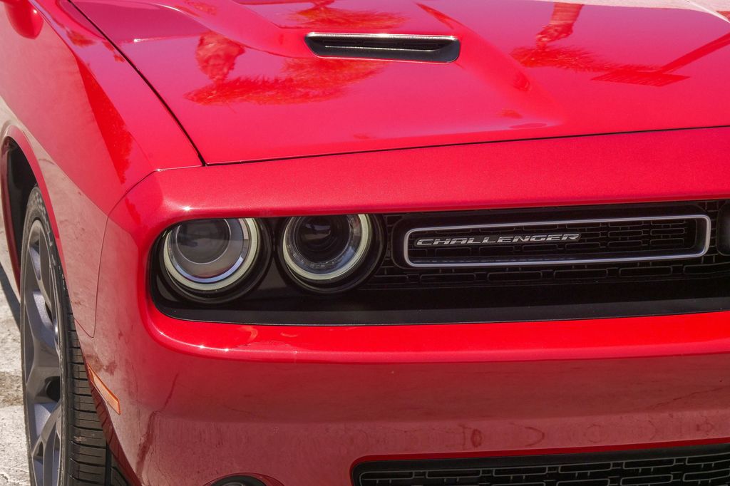 Thumbnail: 2017 Dodge Challenger - 18