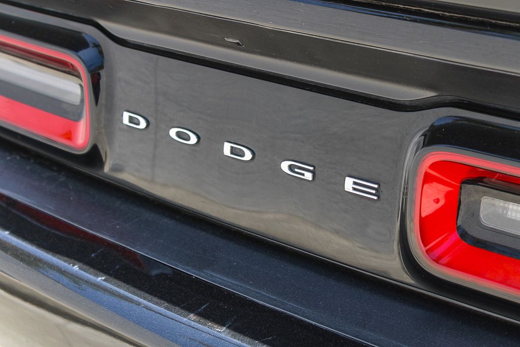 Thumbnail: 2019 Dodge Challenger - 12
