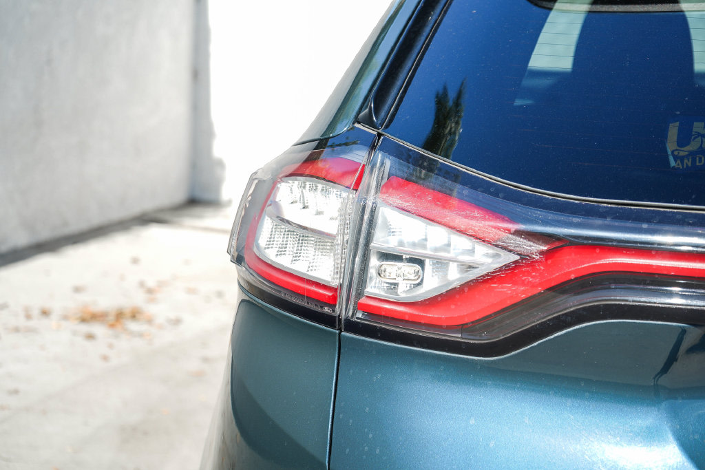 Thumbnail: 2016 Ford Edge - 12