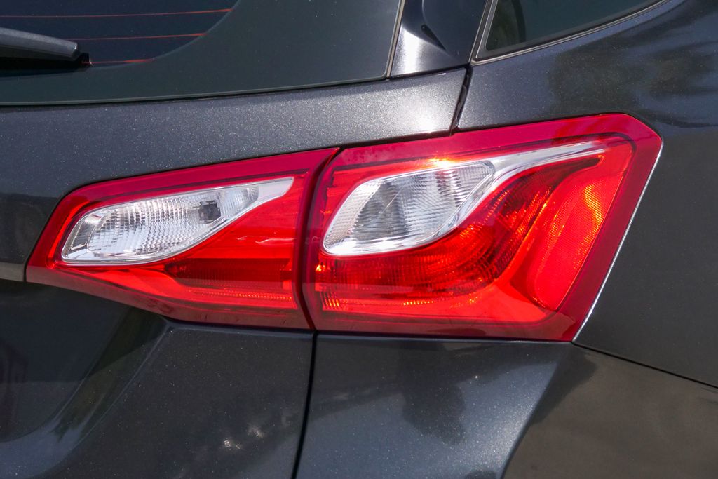 Thumbnail: 2018 Chevrolet Equinox - 20