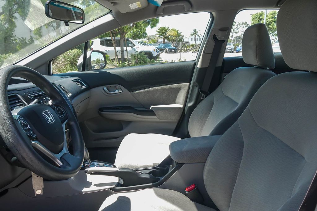Thumbnail: 2013 Honda Civic - 10
