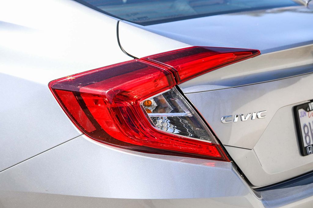 Thumbnail: 2021 Honda Civic - 10