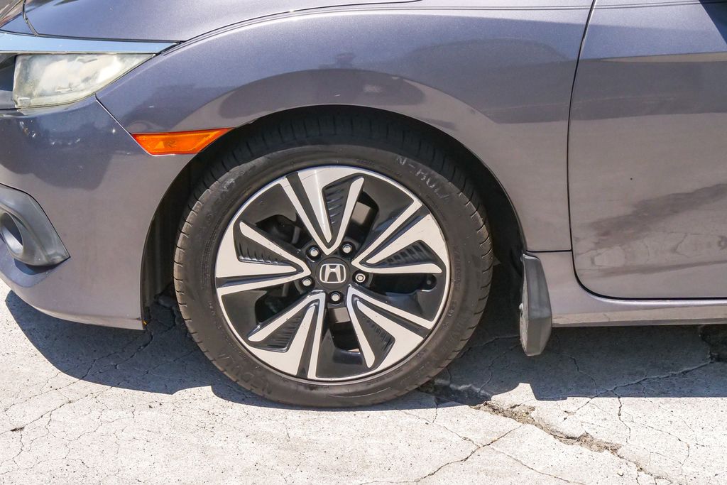 Thumbnail: 2016 Honda Civic - 6