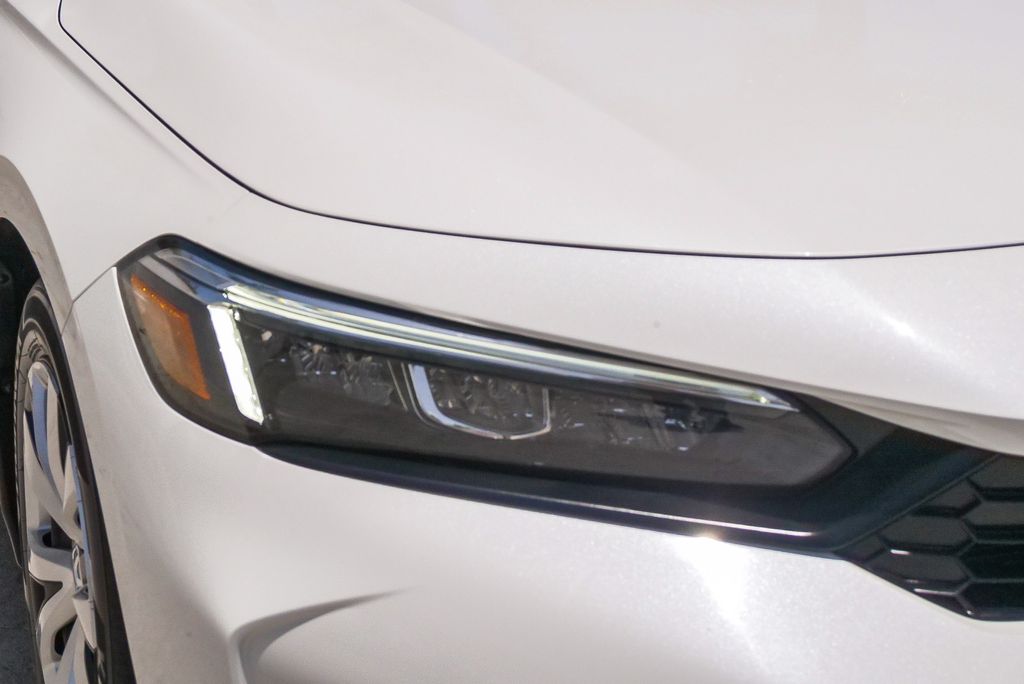 Thumbnail: 2025 Honda Civic - 18