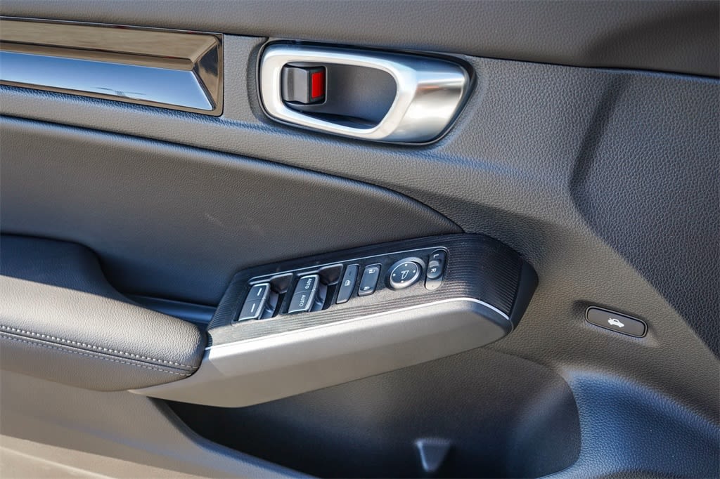 2025 Honda Civic Sport Touring 25