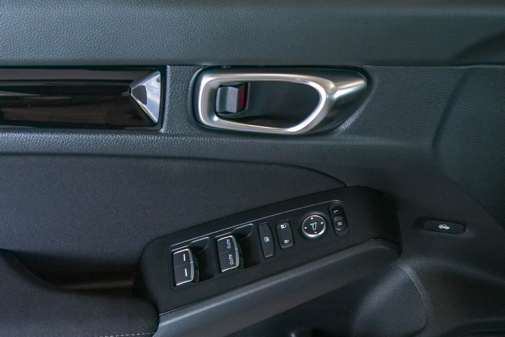 Thumbnail: 2026 Honda Civic - 20