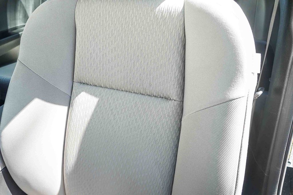 Thumbnail: 2014 Honda Civic - 30