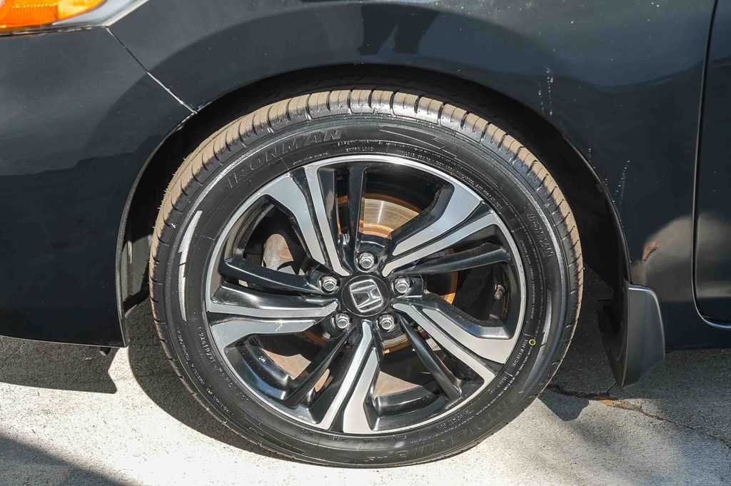 Thumbnail: 2014 Honda Civic - 7