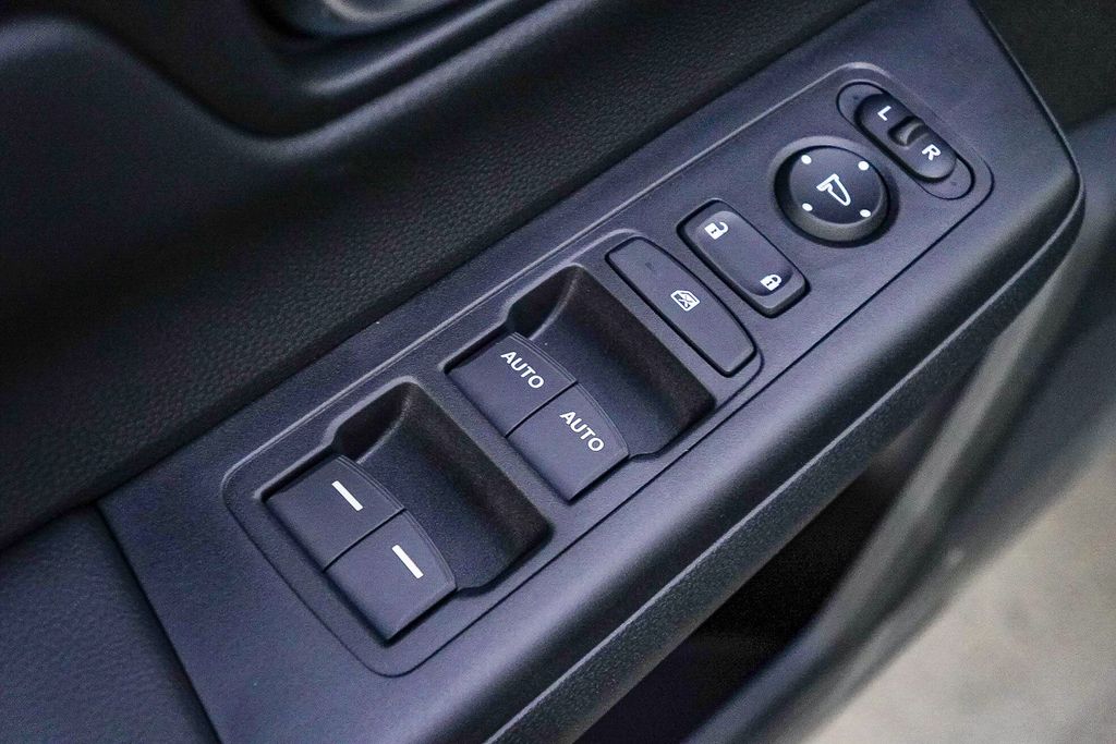 Thumbnail: 2026 Honda CR-V - 43