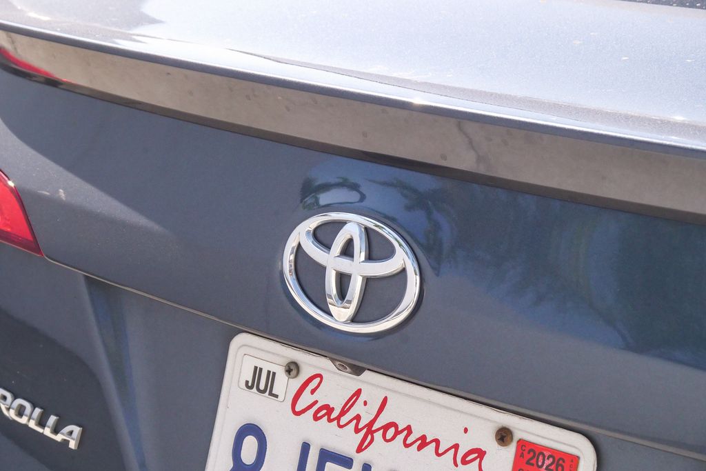 Thumbnail: 2016 Toyota Corolla - 5